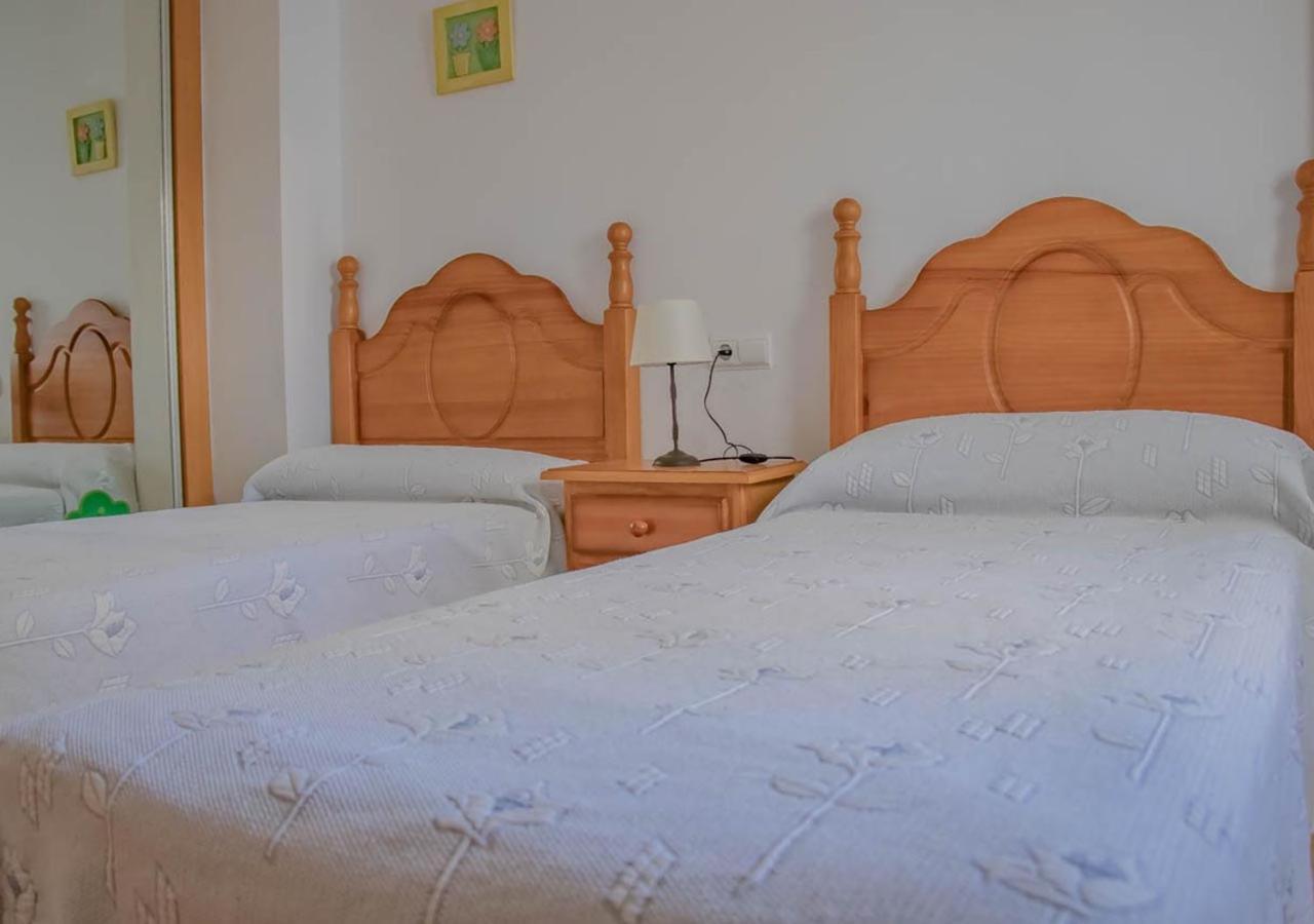 Apto Julia, 1ª Linea De Playa Y Vistas Al Mar โมฮาการ์ ภายนอก รูปภาพ